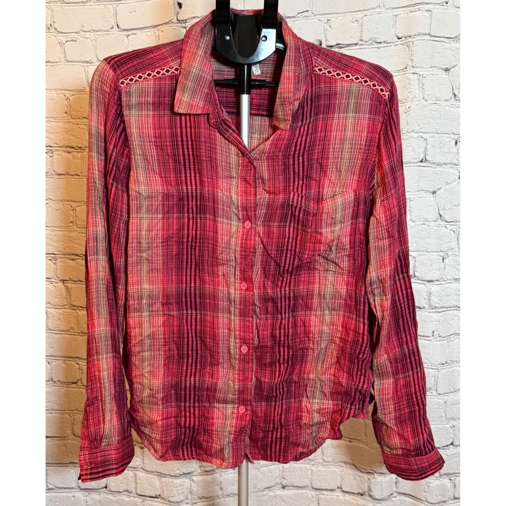 Mudd Womens XL Red Pink Plaid Button Down Shirt Crochet Lace Trim Long Sleeve
